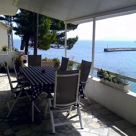 Seaside House Prigradica, Korcula - 11484 Дом отдыха Blato (Korcula)